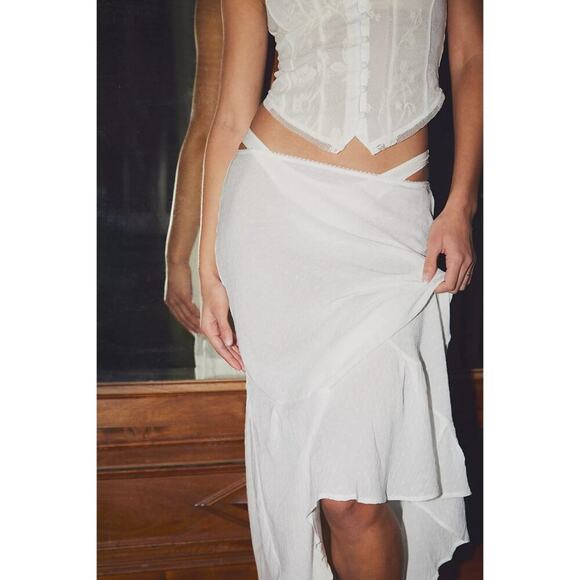 NWT Free People Intimately Sweet On You Bias Half Slip Skirt Clean Ivory White - Picture 6 of 7